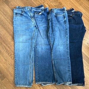 4 pairs of nice jeans all J crew 34x30. Clean and nice condition.